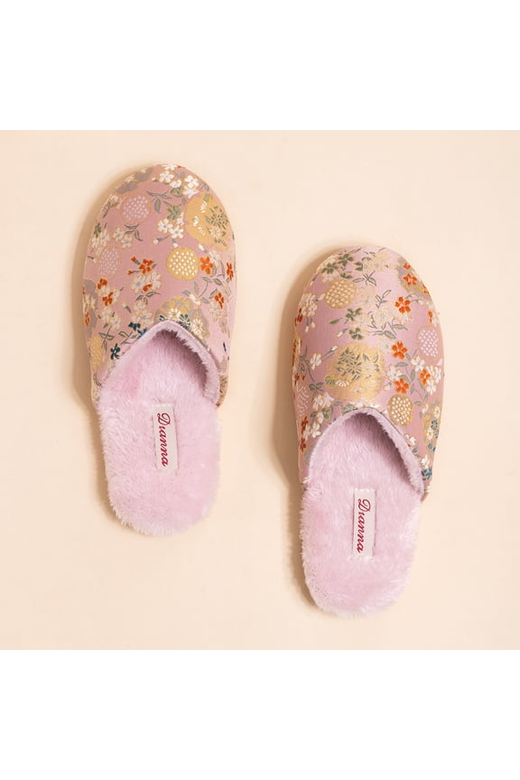 Chic Traditional Closed-Toe Slippers with Embroidery, Perfect for Couples, Featuring a Non-Slip Design for Indoor Use., Women Shoes