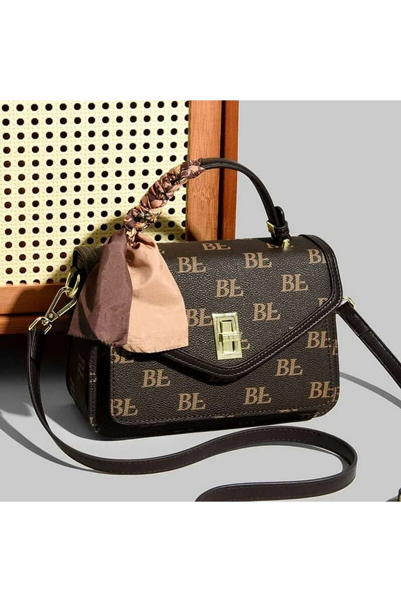 Chic Unisex Handbag with Spacious Interior for Everyday Use