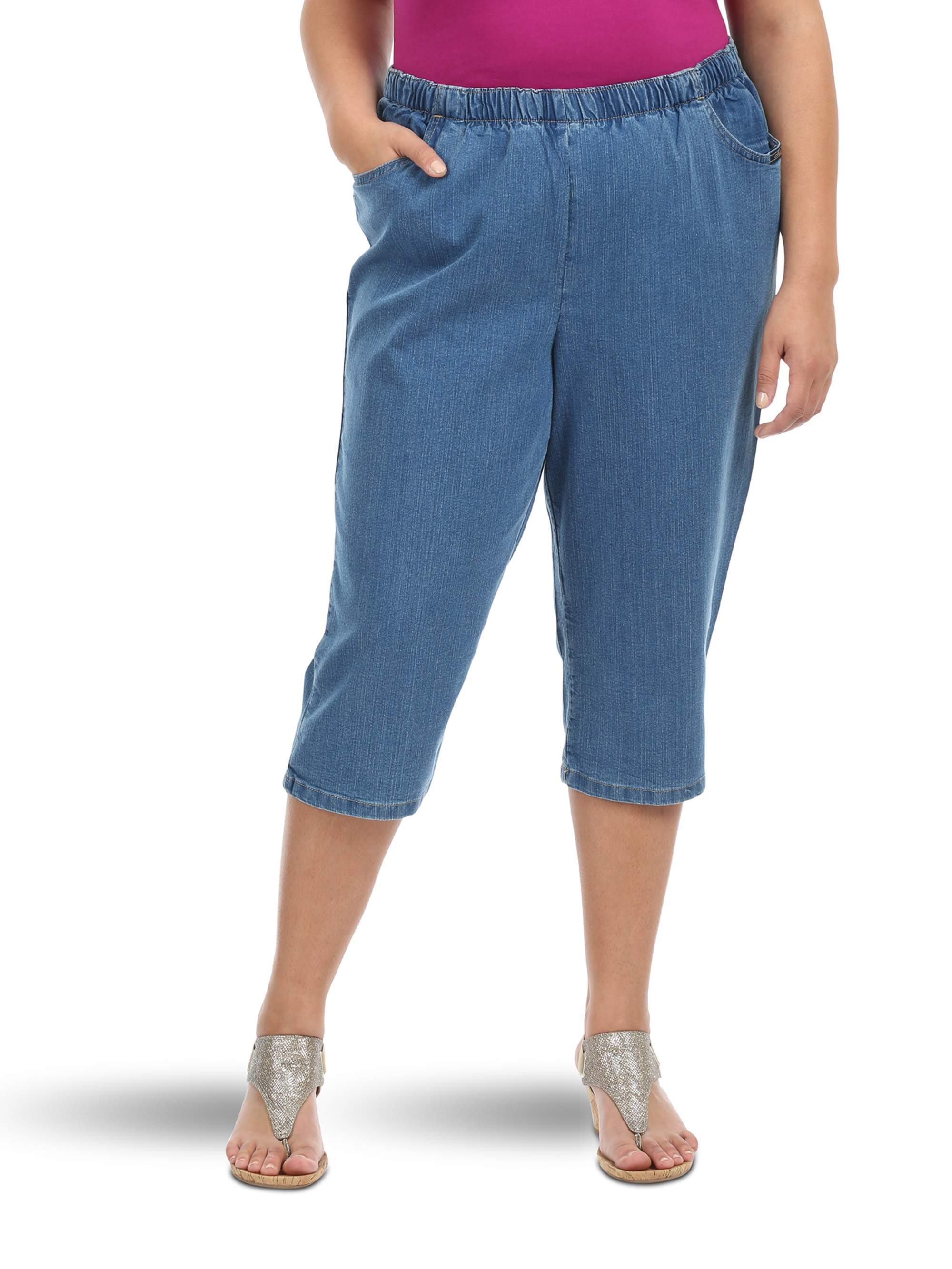 Chic Women's Plus Stretch Pull On Capri