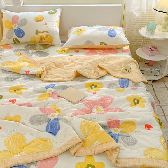 ChicYu Floral Printed Cooling Summer Quilt, 71"x79", Lightweight Breathable Air Conditioner Blanket, Soft Skin-Friendly Bed Cover, Colcha Estampada Floral, Couverture Imprimée Florale
