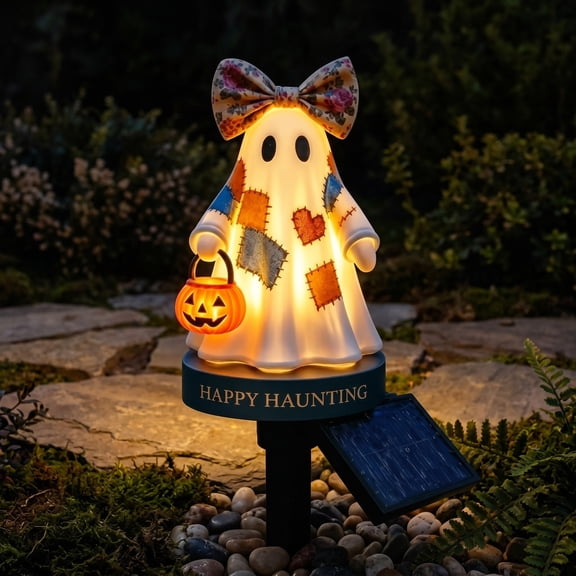 ChicYu Solar Patchwork Ghost Stake Light Halloween Garden Decor LED Walkway Lamp Patch Ghost with Pumpkin Lantern Outdoor Yard Stake 13.8 Inch Fantasma Solar