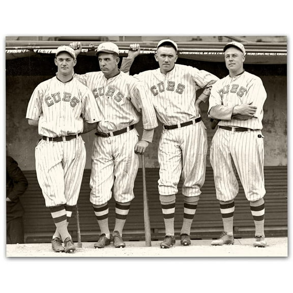Chicago Baseball Players 1927 Vintage Classic Photo  Poster - Retro Wall Art, Antique Dugout Poster, Historic Baseball Memorabilia for Sports Fans, Man Cave, Garage, Sports Bar
