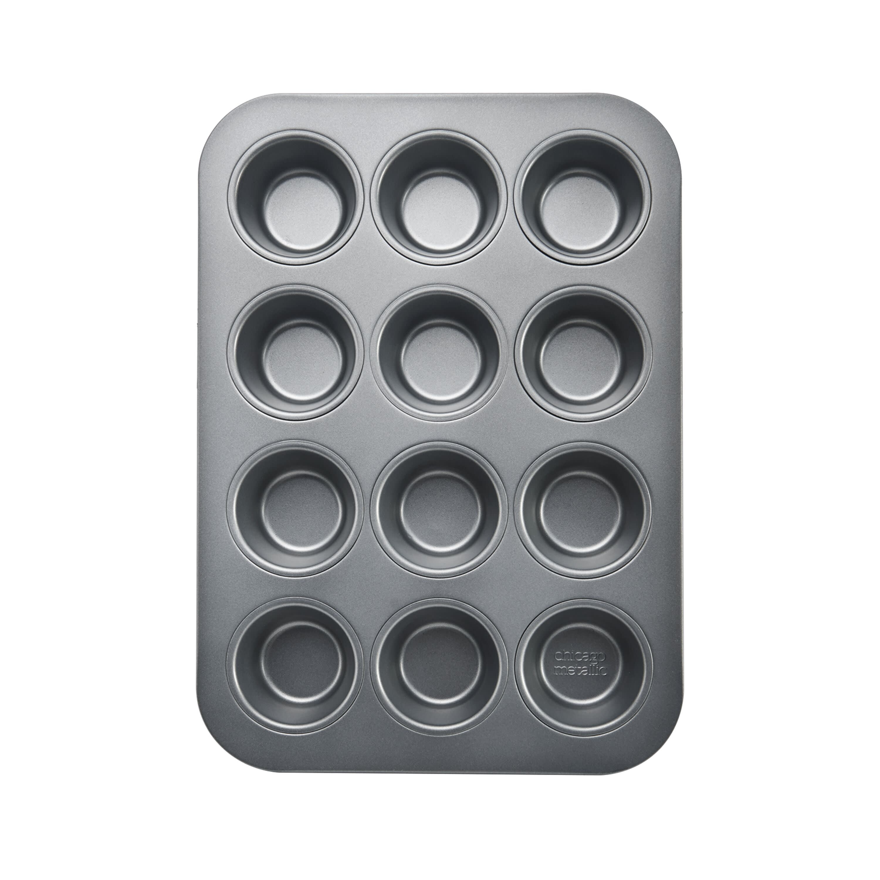 https://i5.walmartimages.com/seo/Chicago-Metallic-Commercial-II-Non-Stick-12-Cup-Muffin-Pan_766f73aa-f92b-4fb5-8c83-96e8e4ece3b2.07f21b3085a2a0a576072e72c7133e68.jpeg