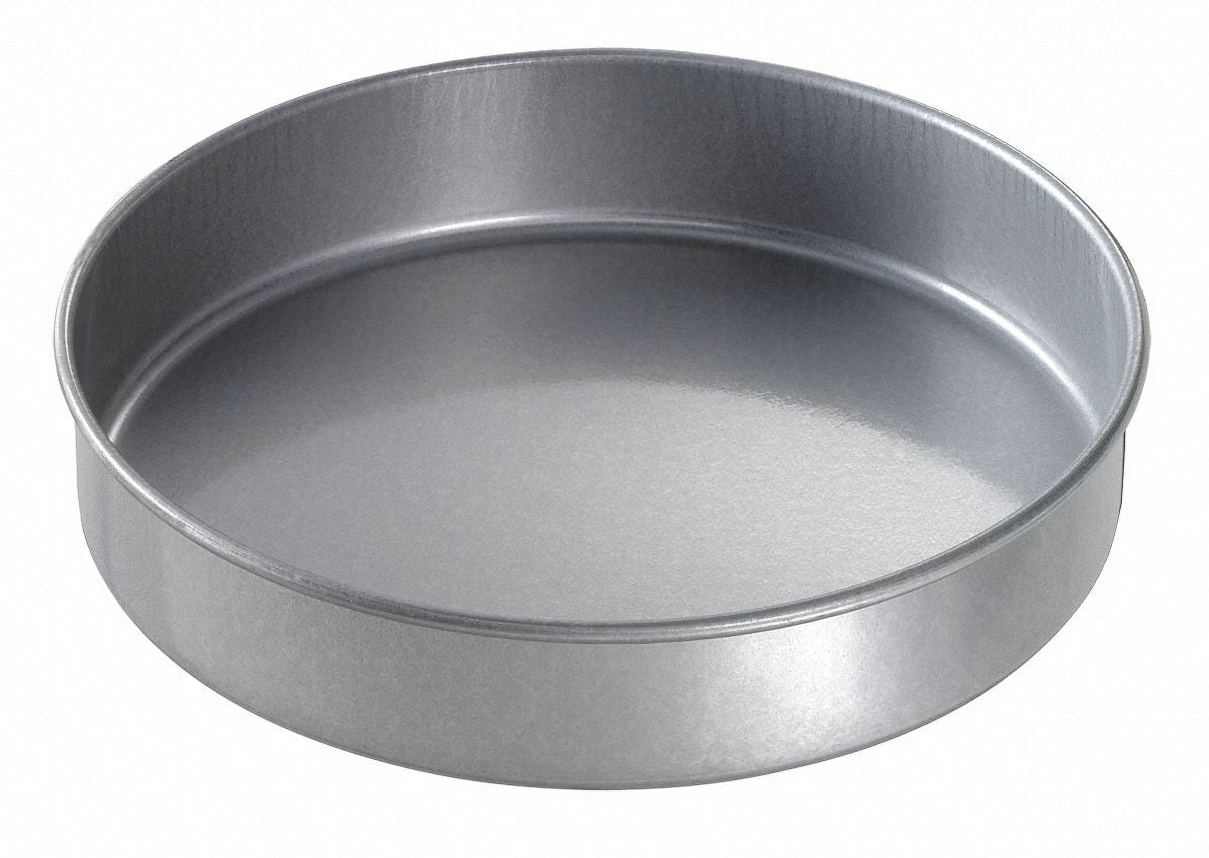 Chicago Metallic 59628 8-Inch Commercial II Non-Stick Round Cake Pan. Make  traditional round cakes, layer cakes, , or savory dishes like macaroni and
