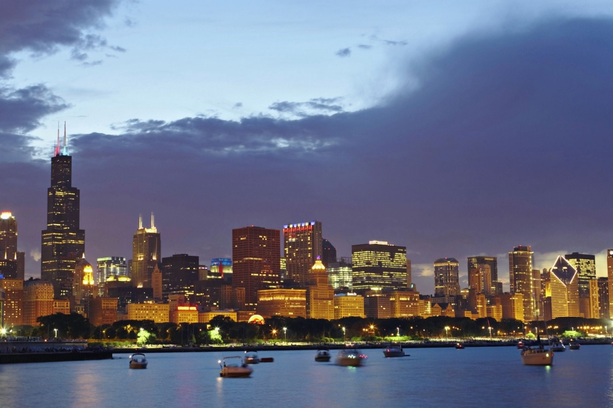Chicago Skyline At Dusk Canvas Art - Kim Karpeles Design Pics (19 x 12)