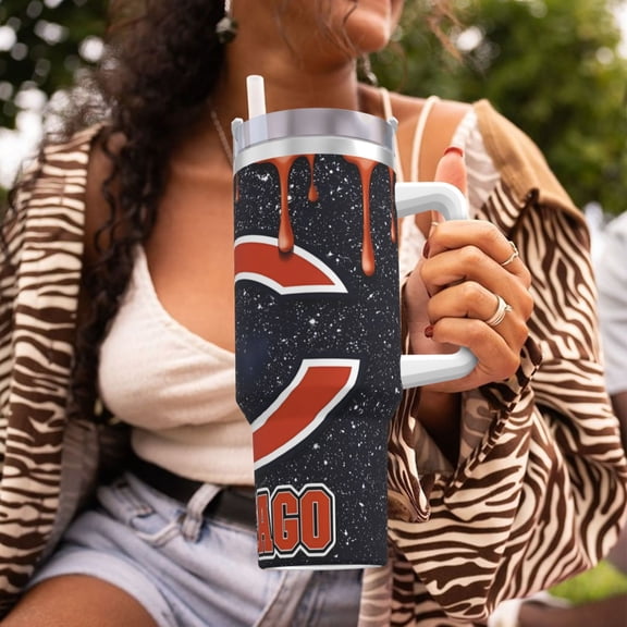 Chicago Youth 40OZ Ice Cup with Handle, Football Team Themed Car Cup Holder, Adult Large Sports Water Bottle, Stainless Steel Insulated Travel Coffee Mug, Makes a Perfect Holiday Gift
