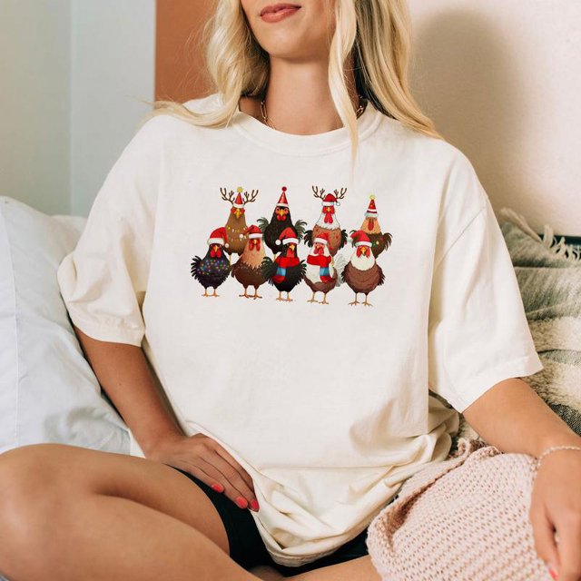 Chicken Christmas . Cute Chicken . Christmas Chick . Christmas Season