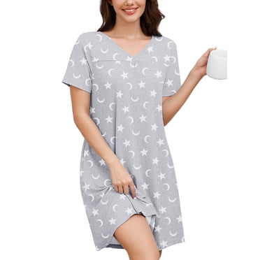 Chiclily Women's Nightgown Short Sleeve Nightshirt Comfy Sleepwear V-Neck MuMu Dress with Pockets, White Stars Size L