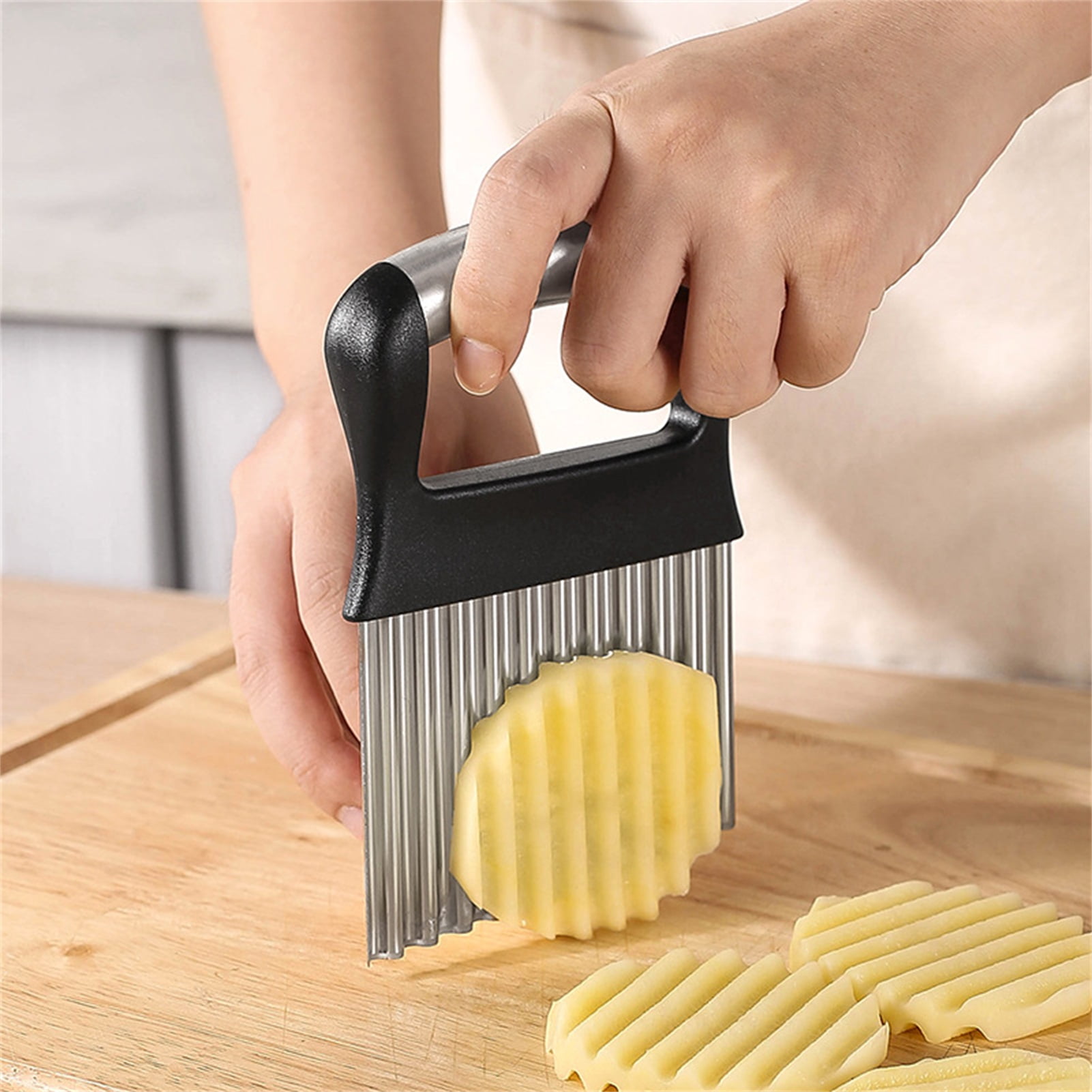 How to make crinkle-cut chips with a potato slicer machine?