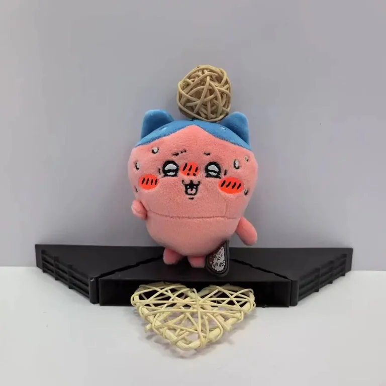 HACHI⁺ପ( * ु°͈ᗜ​°͈)ु ページ chiikawa-hachiware-squishy-