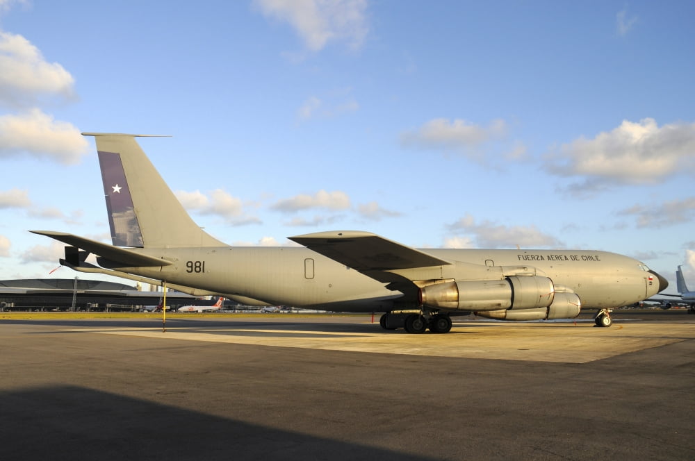 Chilean Air Force Boeing KC-135 Stratotanker Canvas Art - Riccardo NiccoliStocktrek Images (34 x 23)