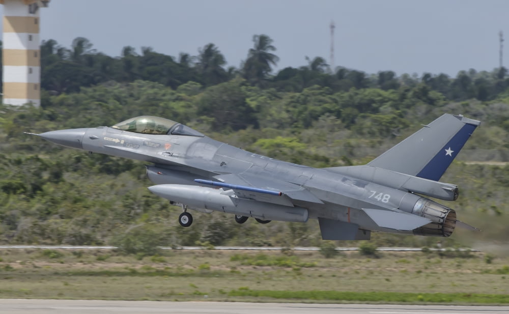 Chilean Air Force F-16 taking off from Natal Air Force Base Brazil Canvas Art - Giovanni CollaStocktrek Images (18 x 12)