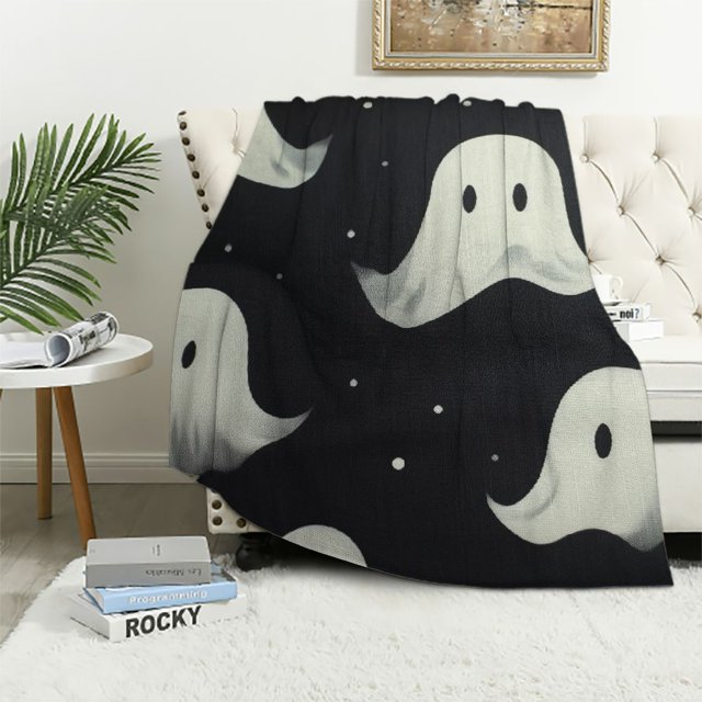 Chilfamy Ghost Faces Spooky Halloween Flannel Throw Blanket for Bed
