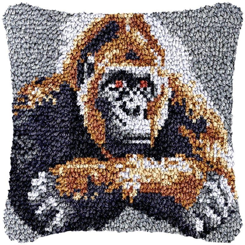 Chimpanzee Latch Hook Pillow Cover Kits for DIY Handmade Throw Pillow Cross Stitch Latch Hook Pillowcase Rug Kits with Preprinted Color Pattern Canvas Crochet Yarn Kits 17''X 17''(ys68)