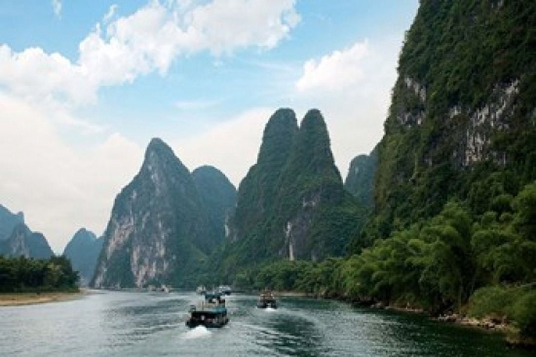 China Guilin Li River Boats along the River Canvas Art - Miva Stock DanitaDelimont (35 x 24)