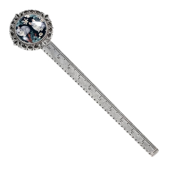 Chinchilla Vintage Silver Lace-Edged Bookmark: a Delightful Gift for Book Lovers and Readers