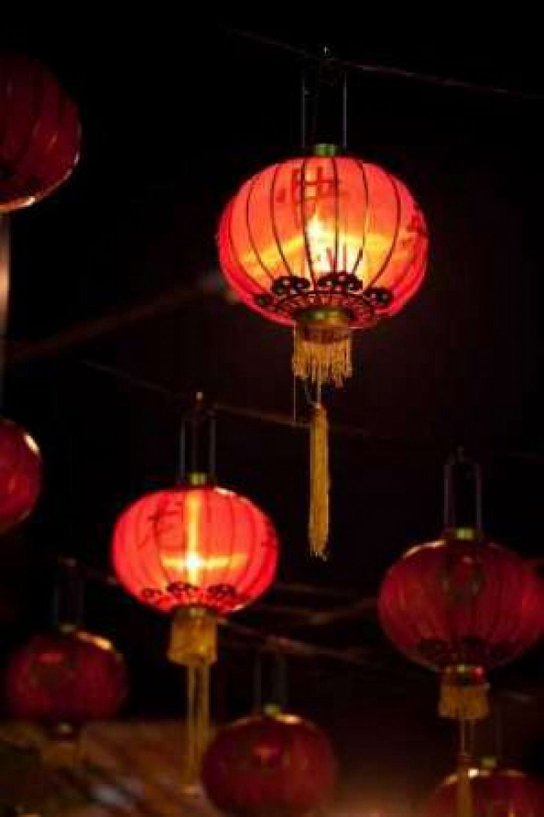 Chinese Lanterns II Canvas Art - Erin Berzel (24 x 36)