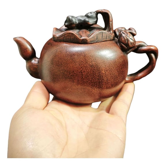 Chinese Purple Clay Teapot Fashion Decorative Tea Strainer Figurine Round Circular Curved Lotus Leaf Blossom Frog Shape