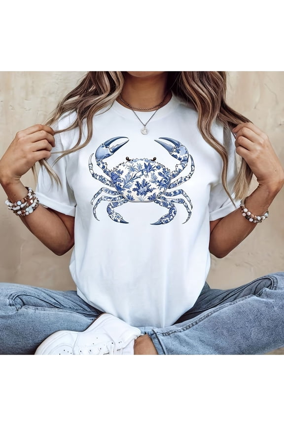 Chinoiserie Crab Graphic T-Shirt Coastal Grandmother Aesthetic Blue and White Porcelain Pattern Nautical Beach Summer Top Trendy Women's Fashion Short Sleeve Casual Tee