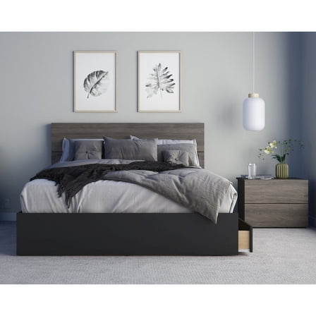 Chinook 3 Piece Queen Size Bedroom Set  Bark Grey and Black