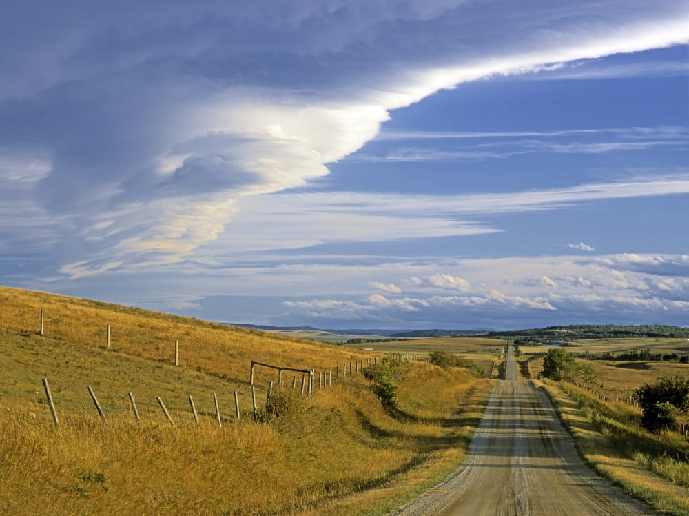 Chinook Arch Over Rangeland Near Cochrane Alberta Canada Canvas Art - Darwin Wiggett Design Pics (16 x 12)