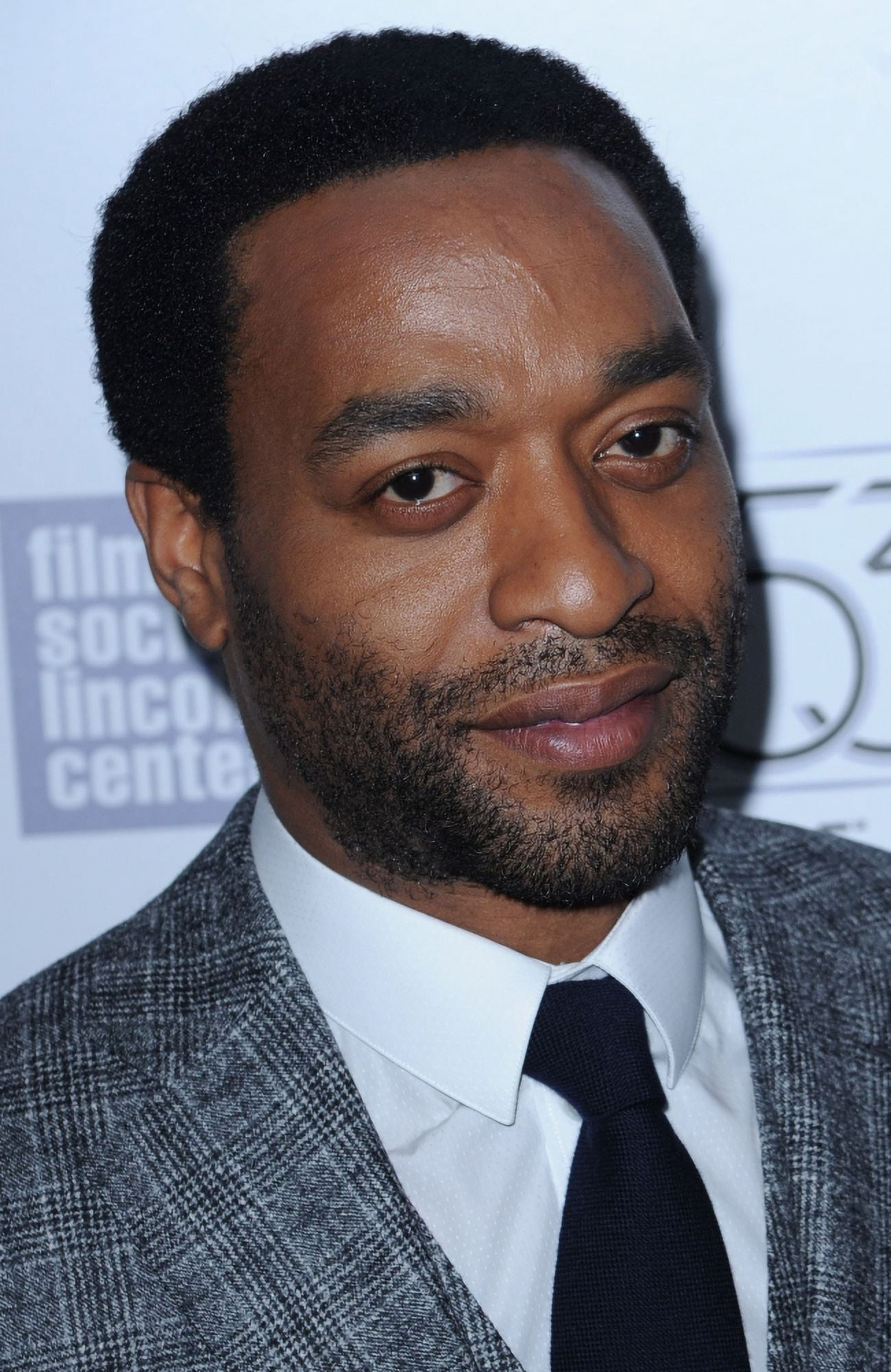 Chiwetel Ejiofor At Arrivals For The Martian Premiere At New York Film Festival 2015 Canvas Art - (16 x 20)