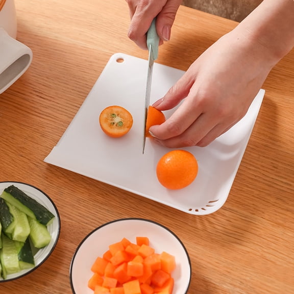 Chop & Scoop Cutting Board, Plastic Cutting Board - Small Cutting Board - Non Slip Cutting Board - Plastic Cutting Boards for Kitchen - Smart Cutting Board with Draining - Mini Cutting Board