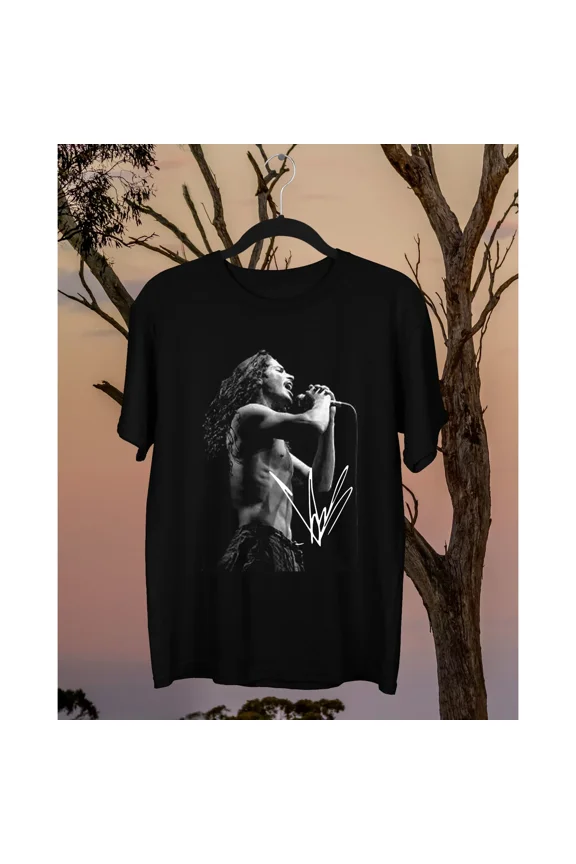 Chris Cornell On Stage Signed Black Men T- Shirt Gift,Black Color,Size L