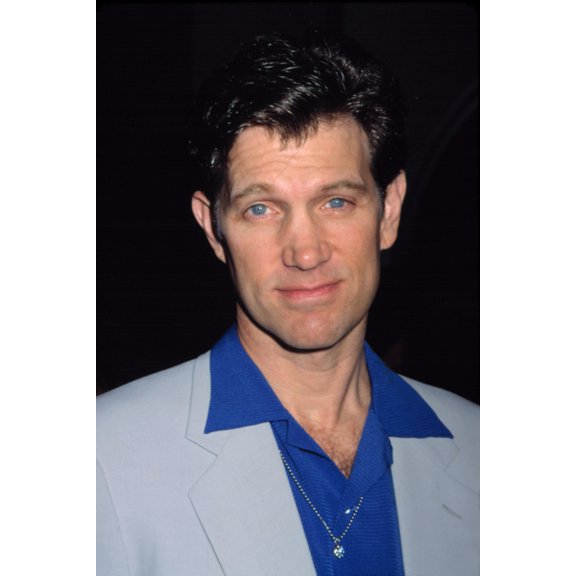 Chris Isaak At Cable Positive Benefit, Ny 5222001, By Cj Contino" Celebrity (8 x 10)