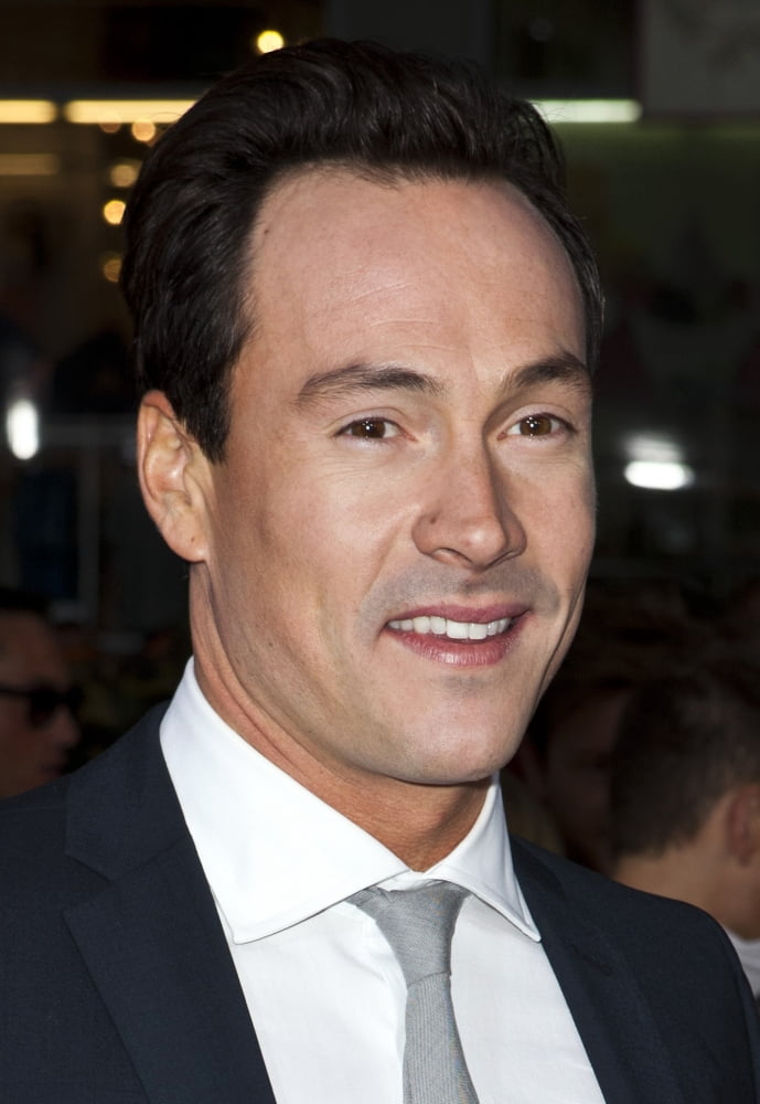 Chris Klein At Arrivals For American Reunion Premiere Canvas Art - (16 x 20)