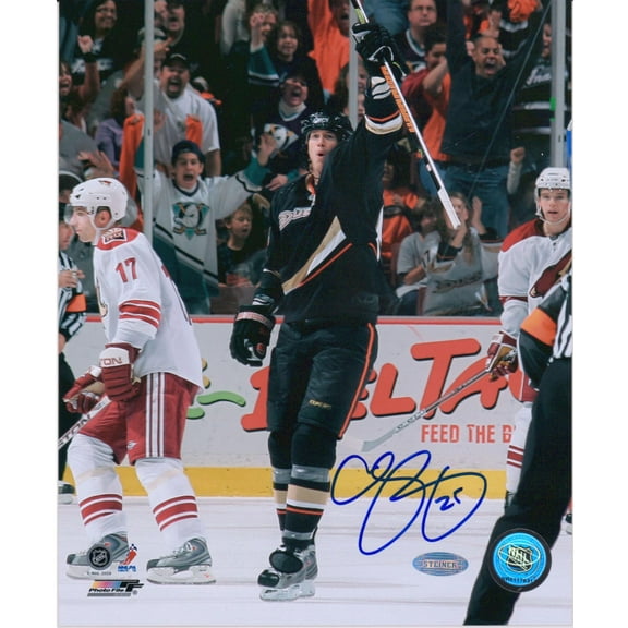 Chris Pronger Anaheim Ducks Autographed 8" x 10" Goal Celebration Photograph - Fanatics Authentic Certified