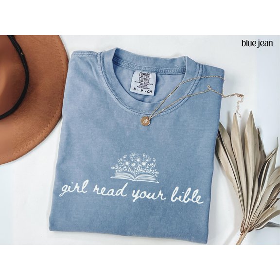 Christian Inspiration Bible Trendy Church Book Club Aesthetic Faith Apparel Preppy Girl T-Shirt