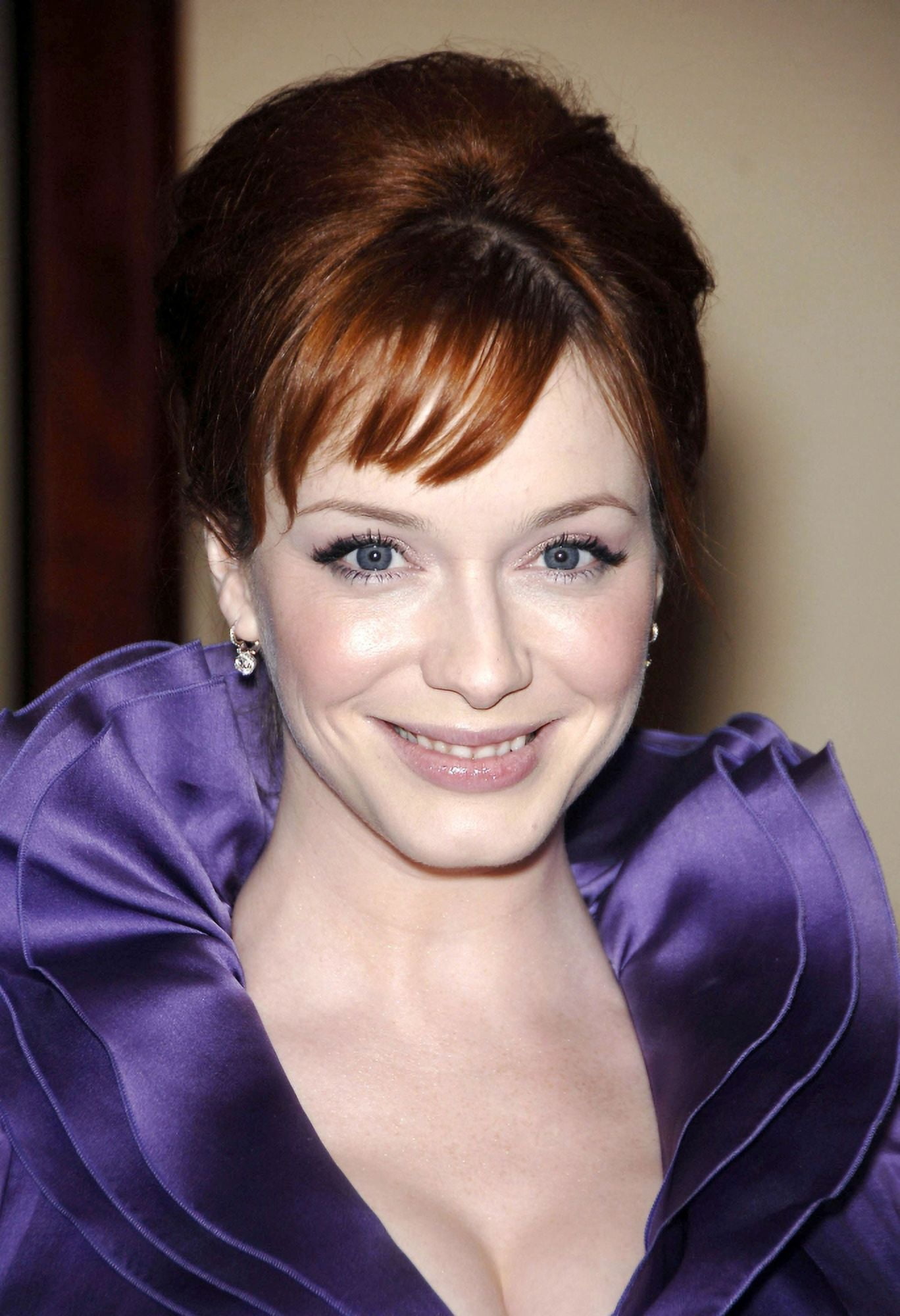 Christina Hendricks At Arrivals Canvas Art - (16 x 20)