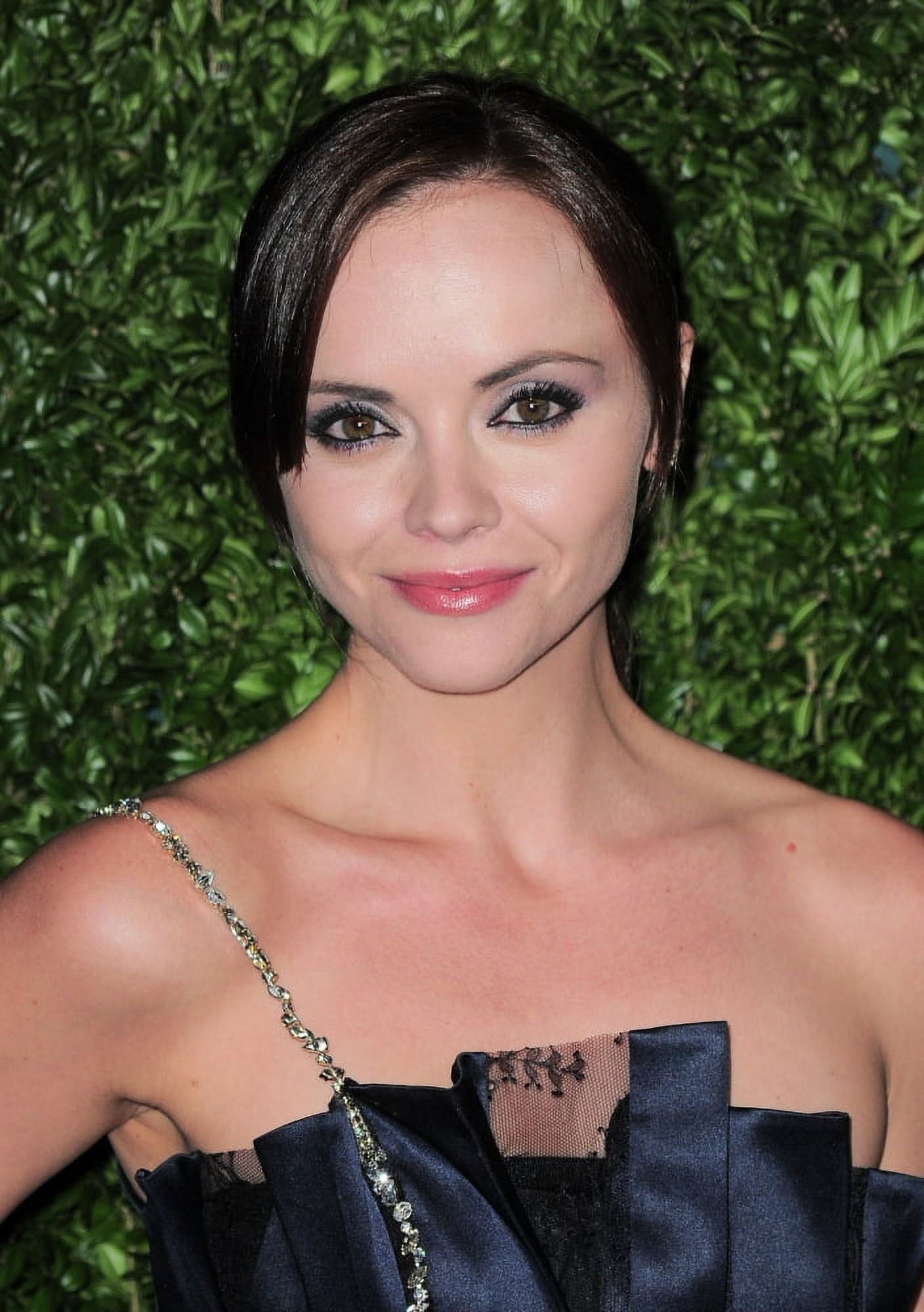 Christina Ricci At Arrivals For 2013 Cfda Vogue Fashion Fund Awards Gala Dinner Canvas Art - (16 x 20)