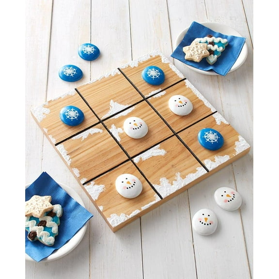Christmas Board Game - Tic-Tac-Toe with Christmas Pieces - Snowman/Snowflake