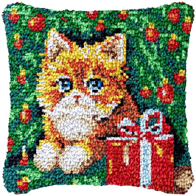 Christmas Cat Latch Hook Pillowcase Kits for Adults and Starter DIY Cushion Latch Hooking Make Rug Kits with Preprinted Canvas Crochet Yarn Kits Needlework Crafts 17'' X 17''