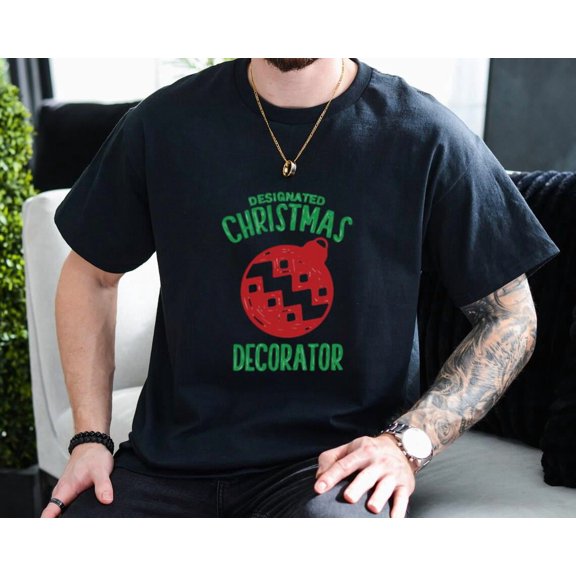Christmas Decorator Festive Holiday Home Cheer Lights Unisex T-Shirt Retro Spirit, for men & women, up to size 5XL.