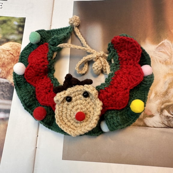 Christmas Dog & Cat Collar with Red & Green Stripes and Bell, Handmade Adjustable 13-21 Inch Cozy Knitted Collar for Small Dogs and Cats, Festive Holiday Decorative Accessory
