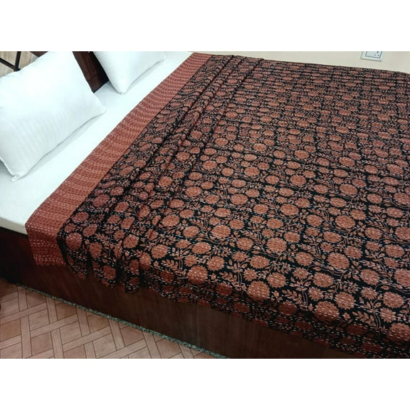 Christmas Floral Handmade Kantha Quilt Unique Design Handmade Kantha Quilted Bedding Bedspread Handblock Print Throw Blanket Well-Looking