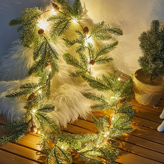 Christmas Garland with Lights 6.5FT Christmas Garland with Red Berries Green Holly Leaves Pre Lit Garland for Indoor Xmas Decoration Battery Operated Lighted Garland for Mantle Fireplace Stair