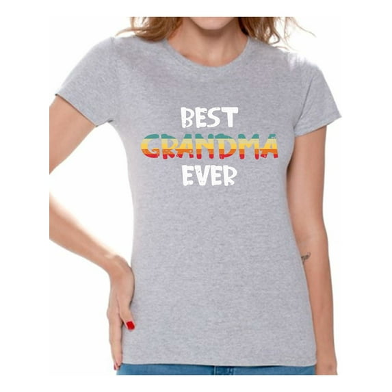 Christmas Gifts for Grandma - Best Grandma Ever T Shirt for Women - Mother's Day Birthday Xmas Present for Grandmom - Grandmother Women Tee