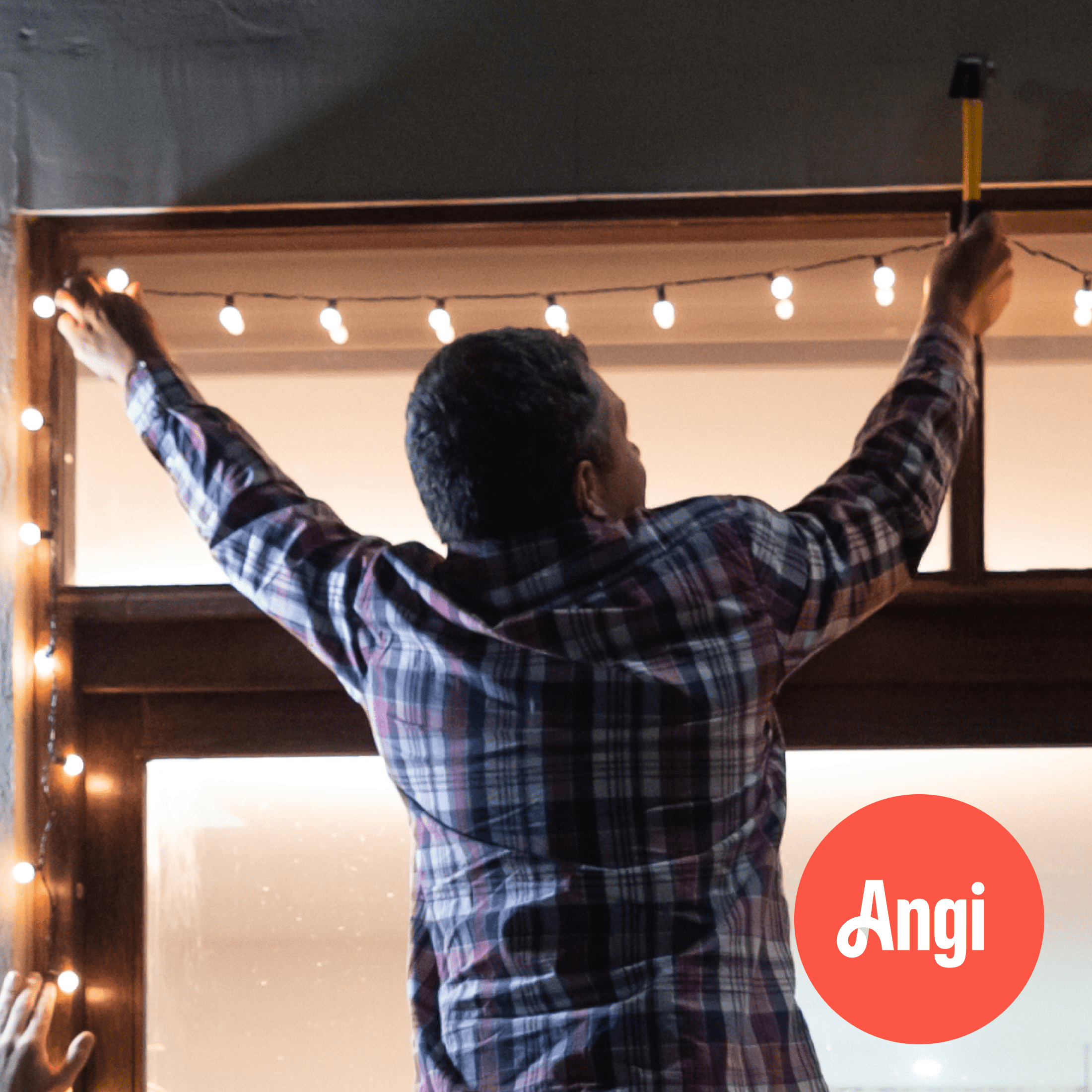 Christmas Light Removal (Up to 150 ft)