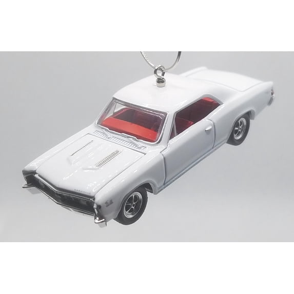 Christmas Ornament for 1967 Chevy Chevelle SS White Red