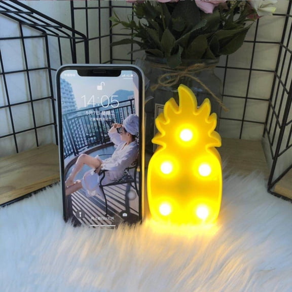 Christmas Party Light-up Decoration,3D Pineapple Shaped Christmas Decorative Lights Night Lights Battery Powered Marquee Table Lights Wall Children's Room Birthday Party
