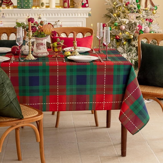 Christmas Rectangle Green Plaid Tablecloth - 60 x 84 Inch - Checkered Water Stain Resistant Table Cover, Washable Polyester Table Cloth for Xmas Dinner/Party Decoration/Holiday