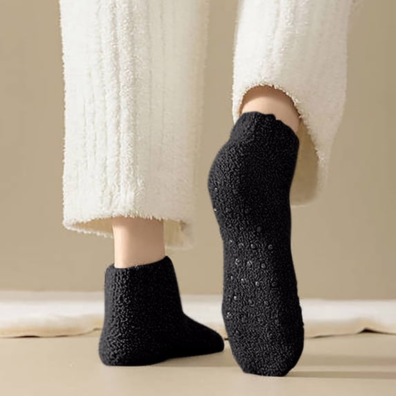 Christmas Slipper Socks Plus Size Women's Solid Color Thickened Velvet Socks Grippy Socks Woman Pilates Black One Size