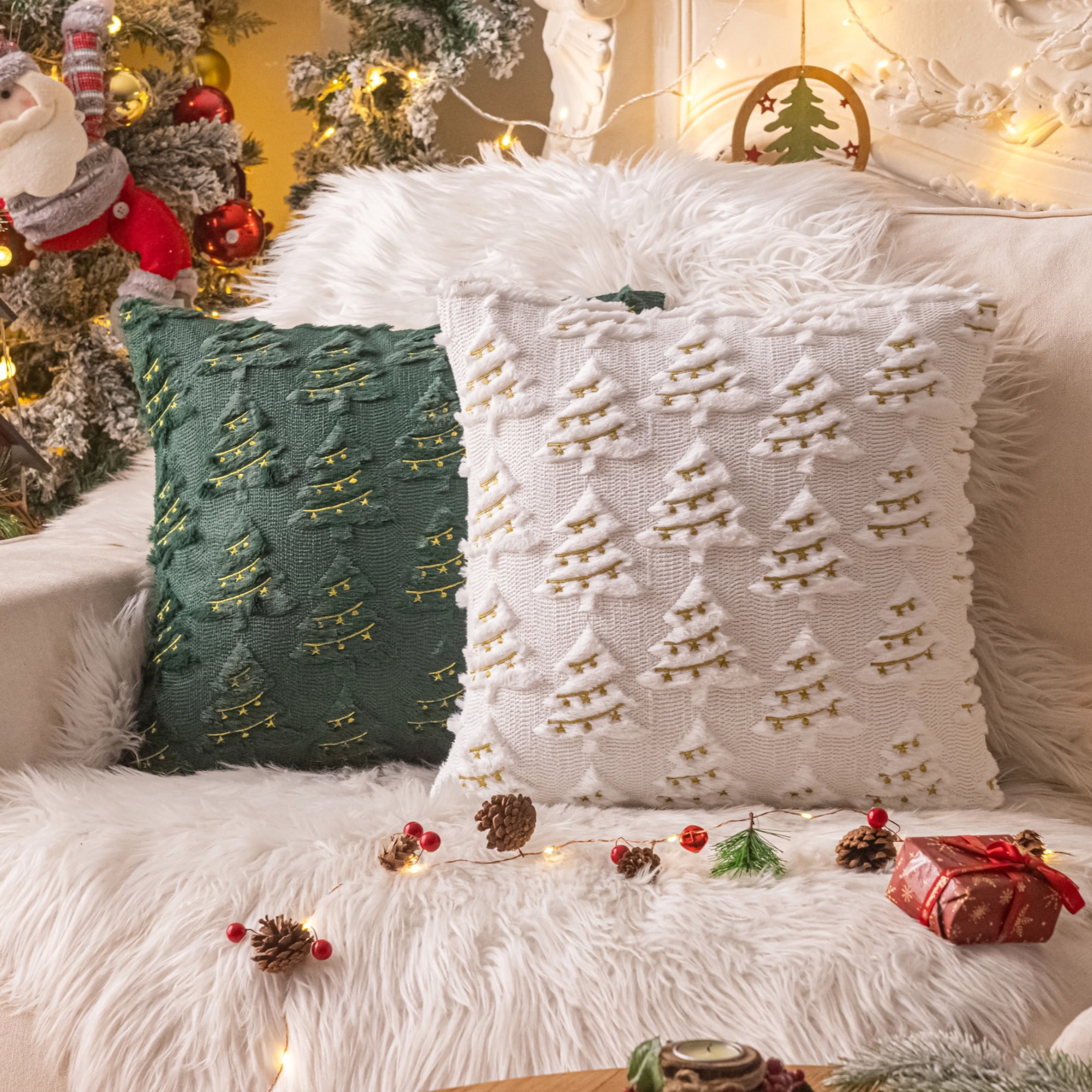 Christmas Tree Decorative Throw Pillow Covers Set of 2, Faux Fur Farmhouse Throw Pillows Cushion Cases for Xmas Winter Holiday Home Decorations