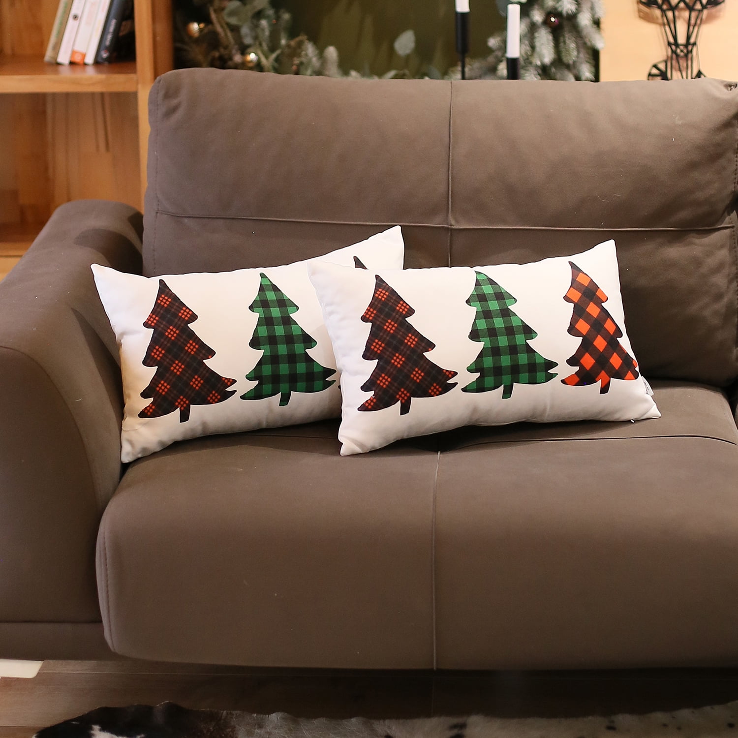 Christmas Tree Red and White Decorative Throw Pillow Set of 2