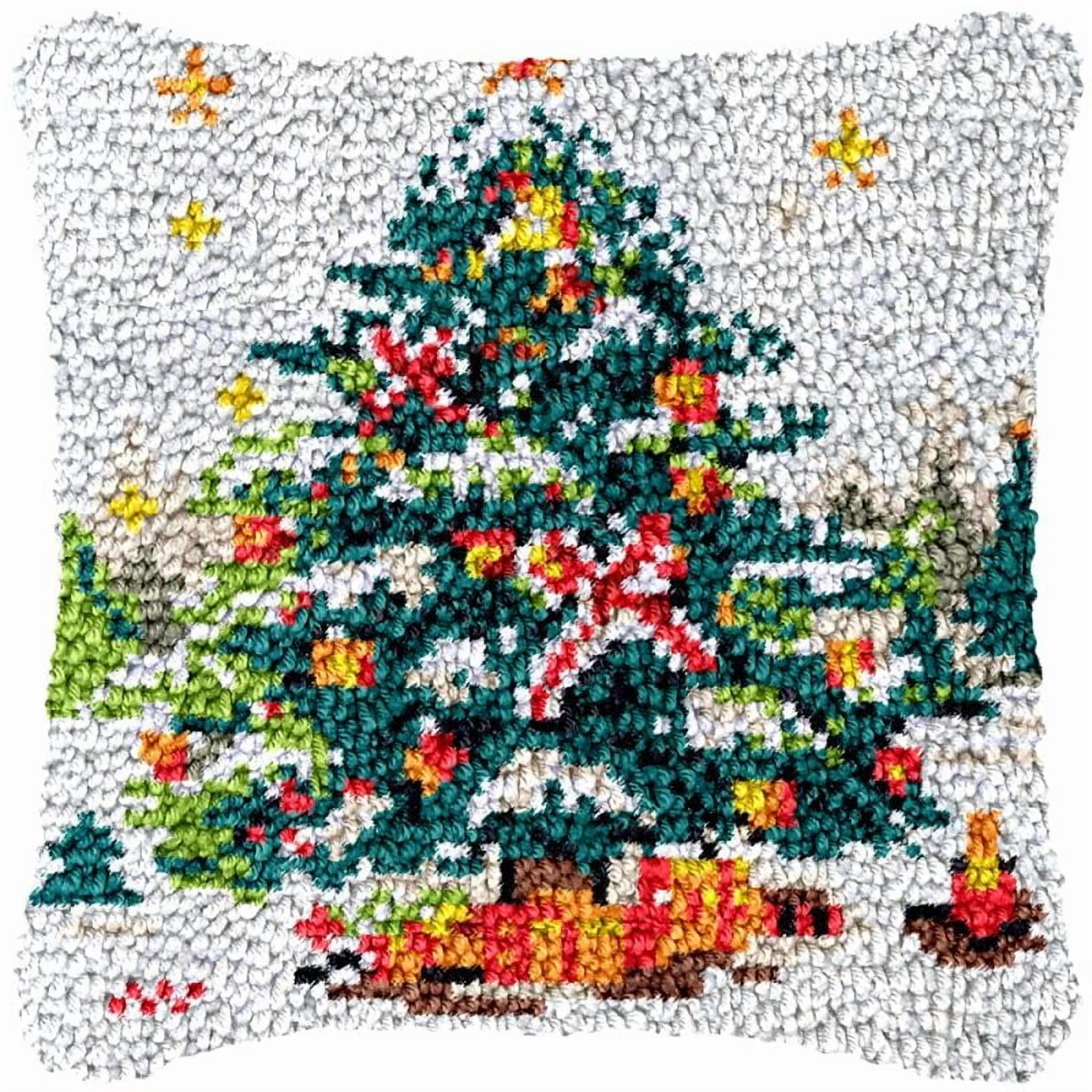 Christmas Tree Latch Hook Pillow Cover Kits for DIY Handmade Throw Pillow Cross Stitch Latch Hook Pillowcase Rug Kits with Preprinted Color Pattern Canvas Crochet Yarn Kits 17''X 17''(ys178)