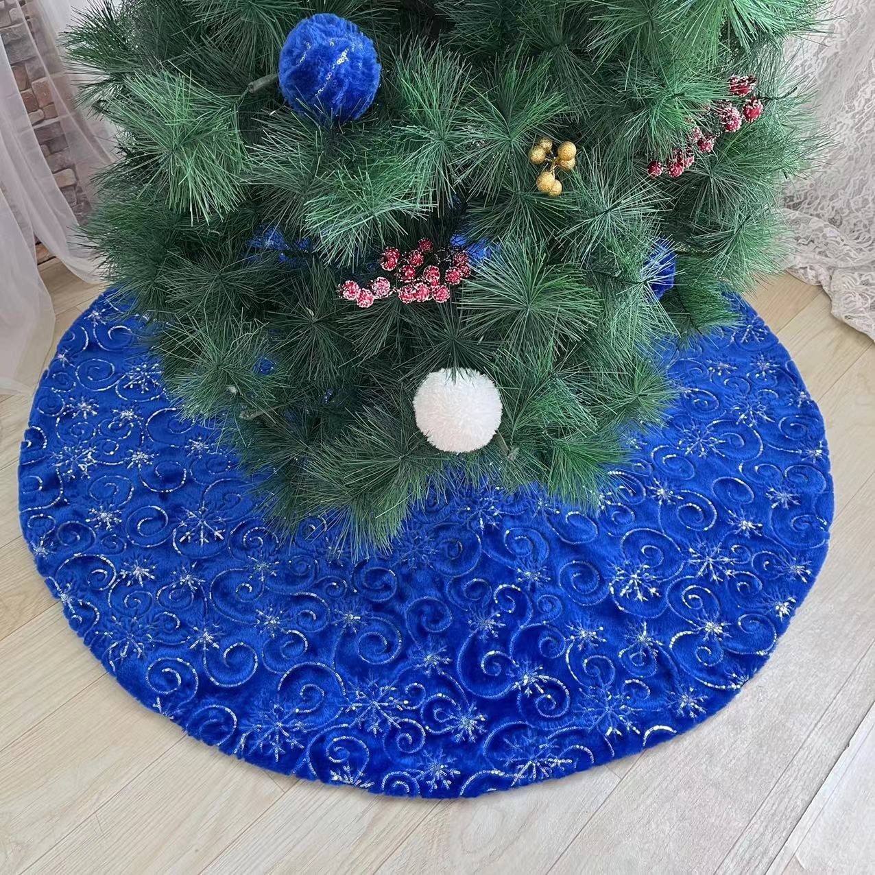 Baby Blue Tree Skirt 